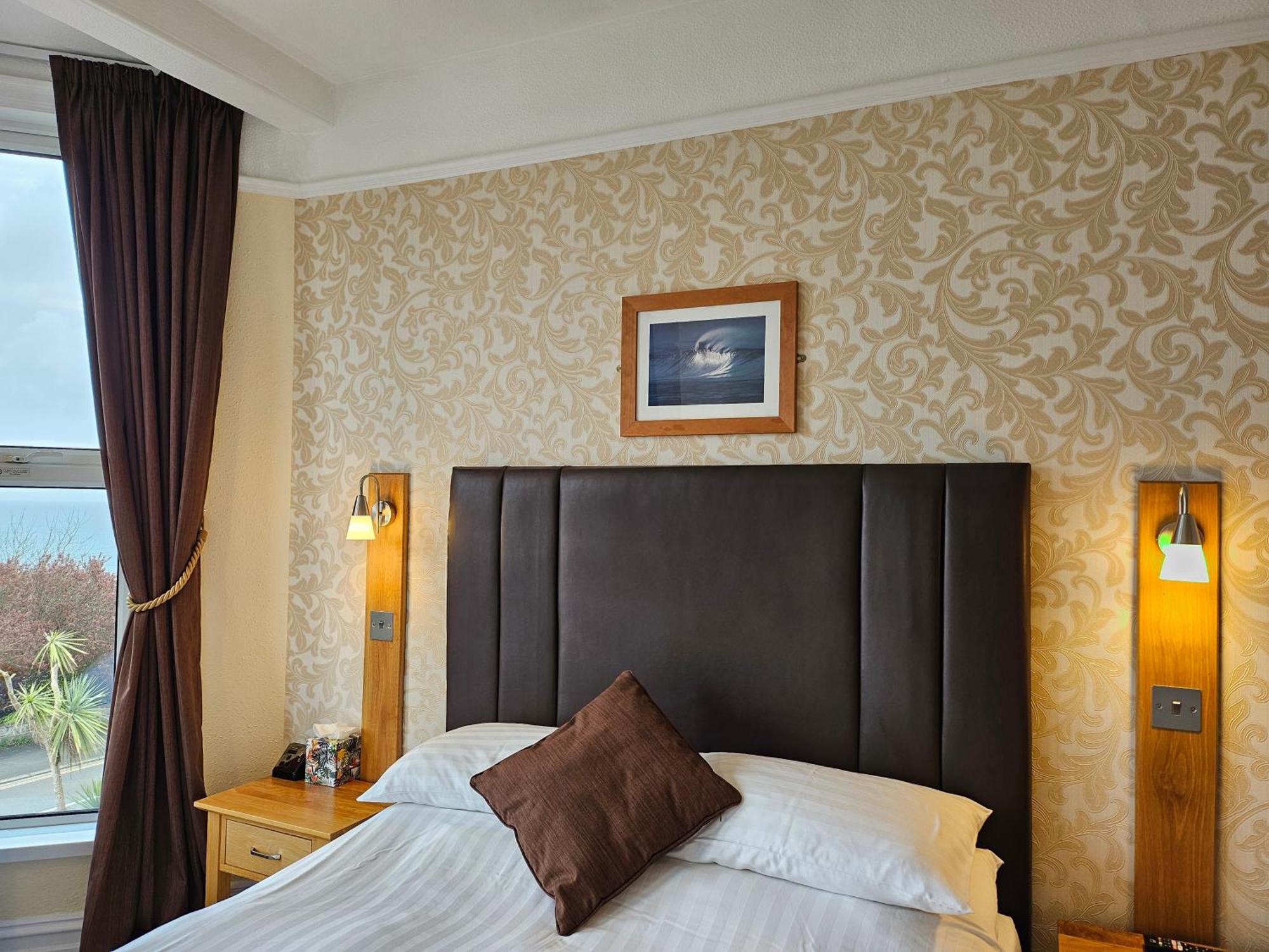 Bed and Breakfast Geckos Rest New Quay Esterno foto